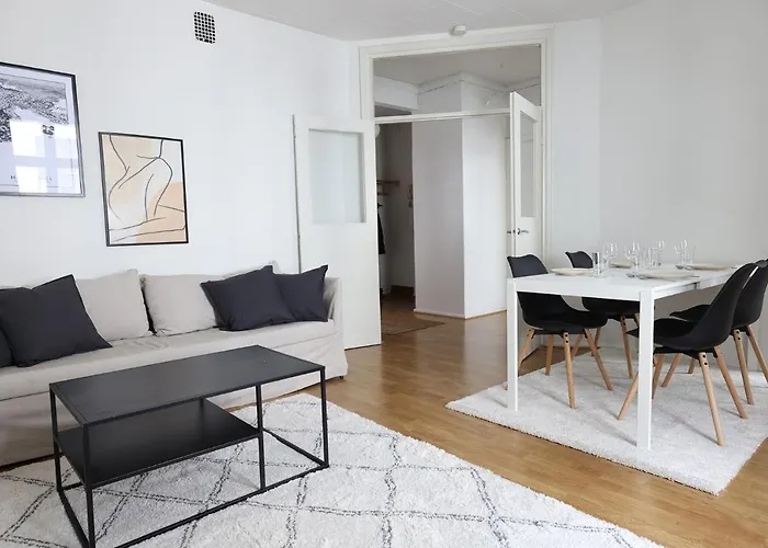 2Ndhomes Cozy And Quiet 2Br Apartment By The Esplanade Park