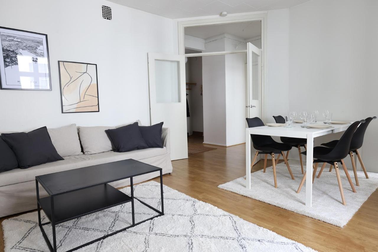 Huoneisto 2ndhomes Cozy And Quiet 2br By The Esplanade Park Helsinki