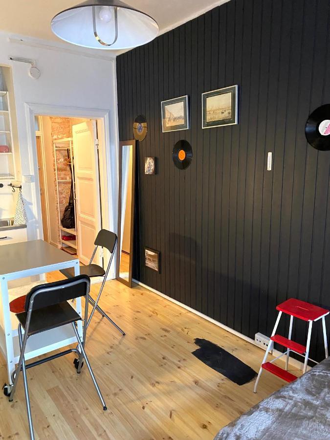 Bohemian Studio In Etu-Toeoeloe Huoneisto *