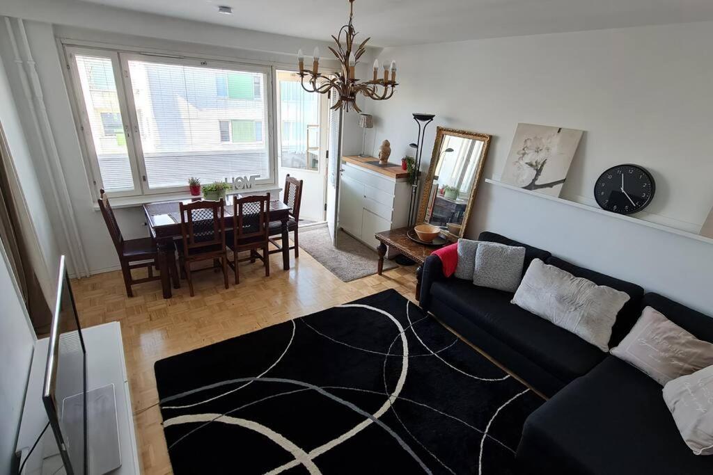 Huoneisto Scandinavian 2-rooms Center *