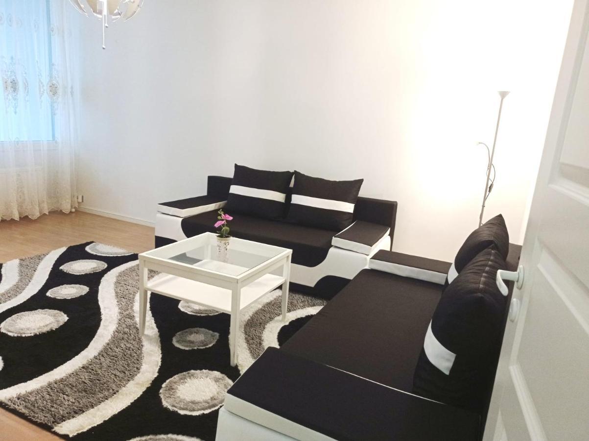 Great Location In Huoneisto *