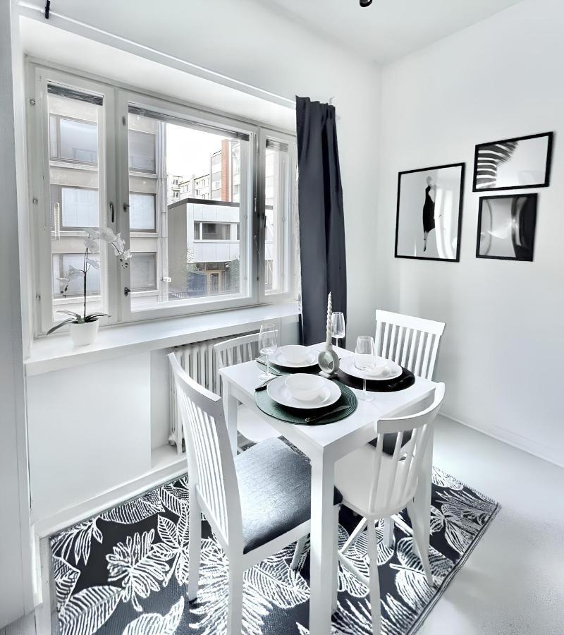 Huoneisto Stylish Studio At The Heart Of
