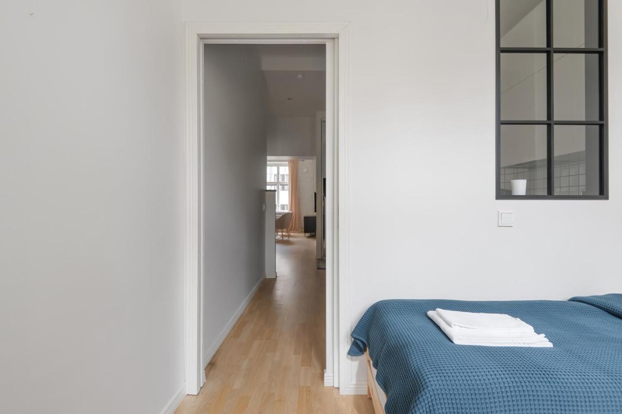 Huoneisto Wehost Fabulous 2br In Prestigious Punavuori @iso Roobertinkatu 26 Helsinki
