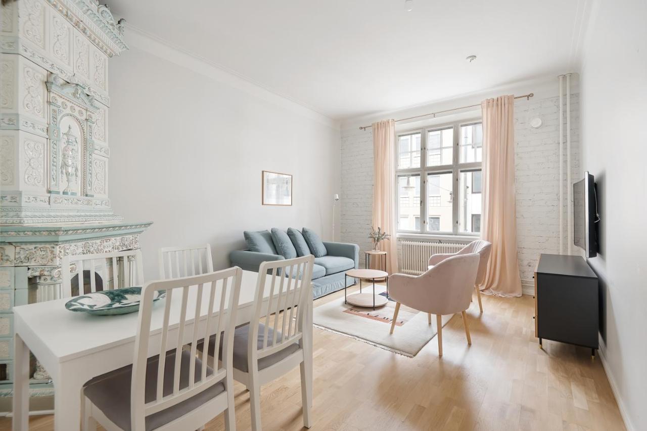 Huoneisto Wehost Fabulous 2br In Prestigious Punavuori @iso Roobertinkatu 26