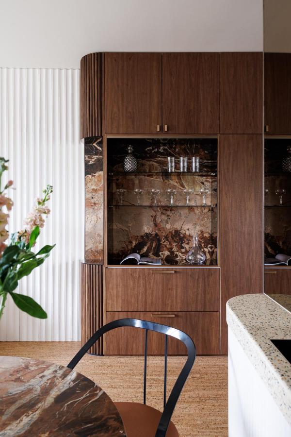 Huoneisto Vintage Glamour Suite, Ilmainen Parkkipaikka *