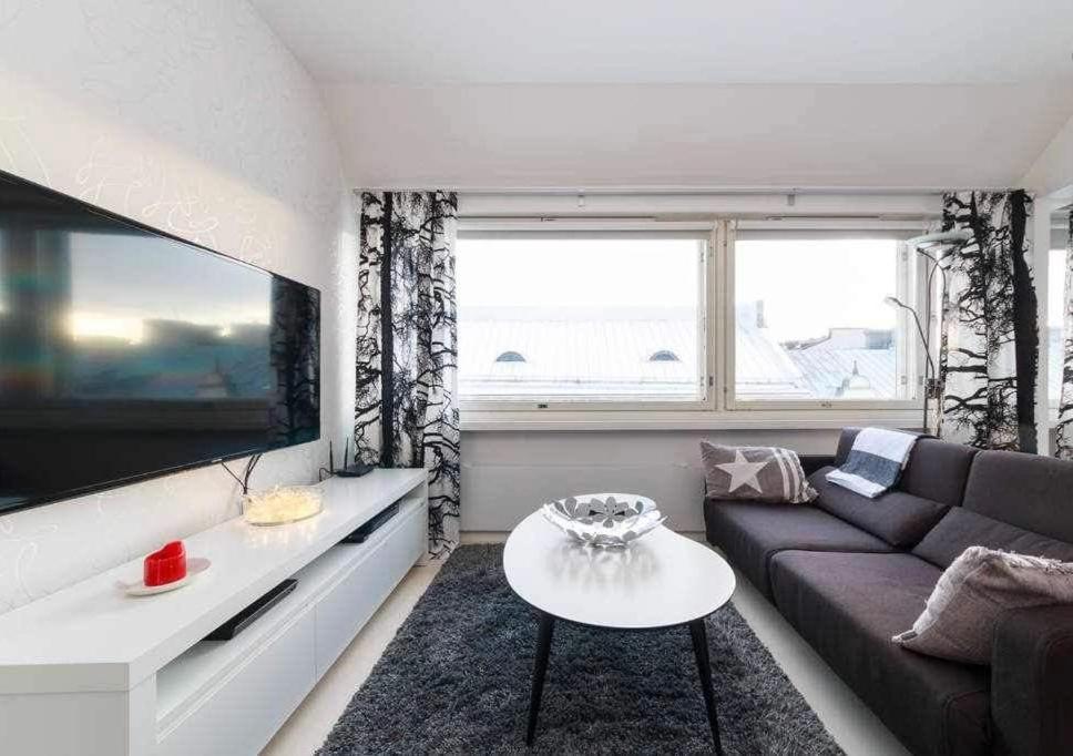 Huoneisto Upea Kaksio Helsingin Sydaemessae Helsinki