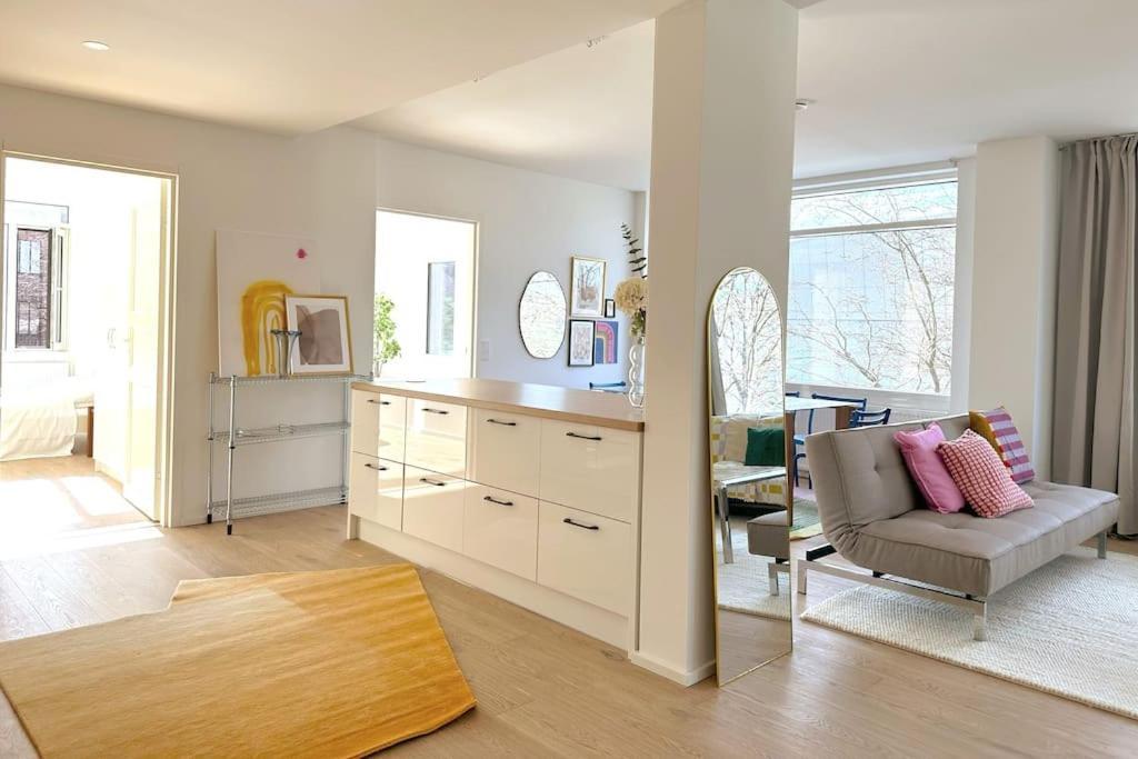 New Luxury 110sqm With Terrace And Great Location