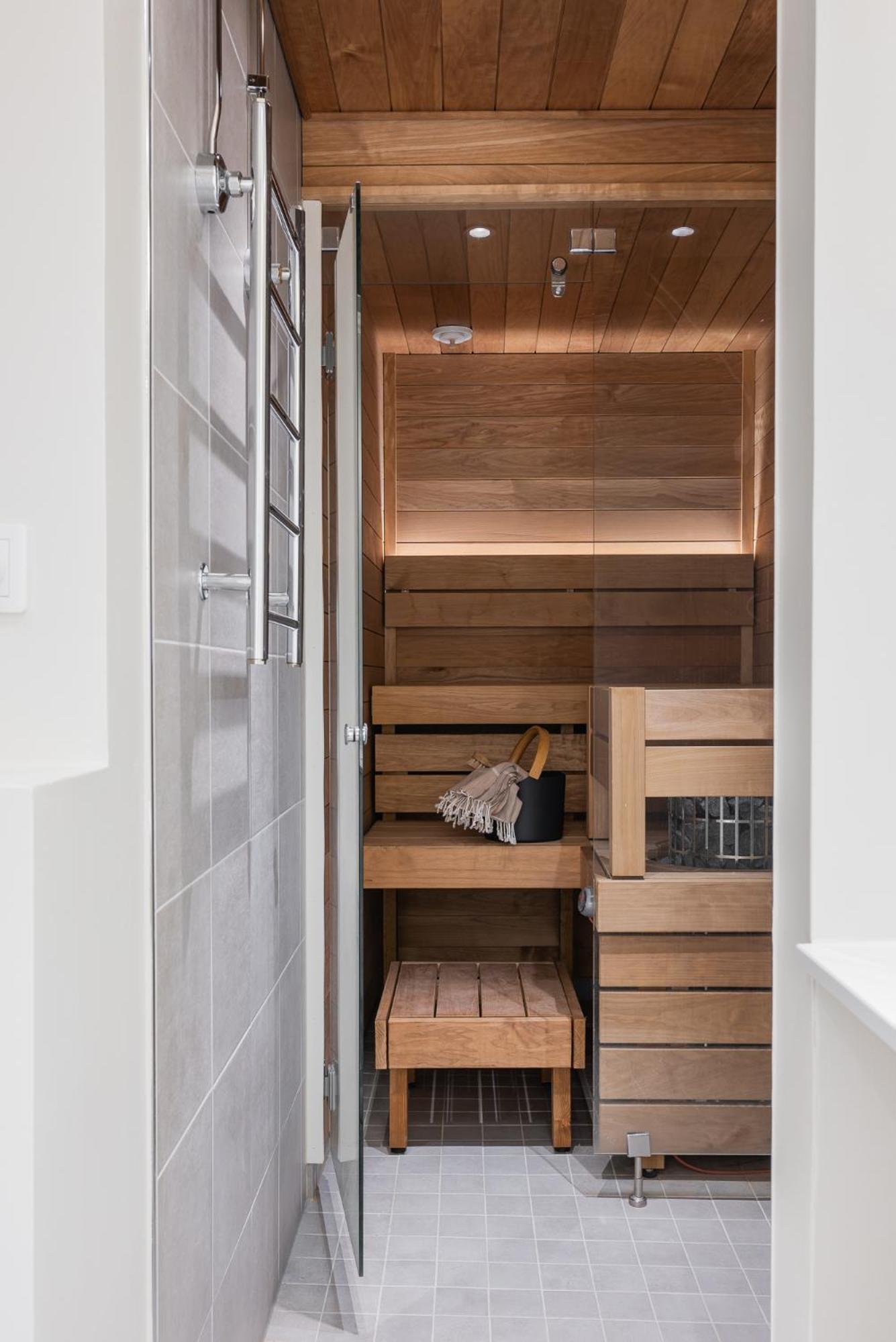 Huoneisto Modern And Private 3 Bedroom With Sauna *