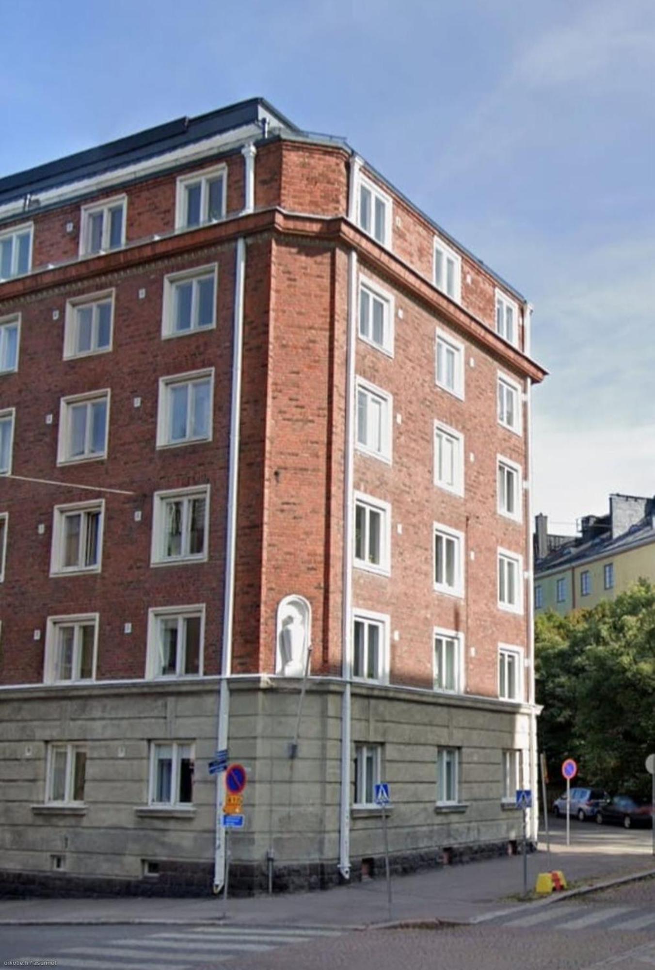 Cozy With Amazing Location Helsinki