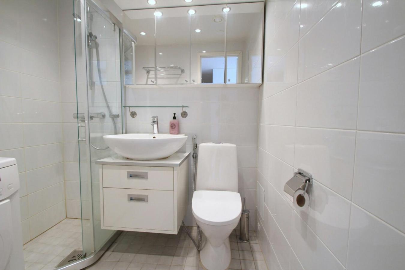 Convenient For 2 In Ullanlinna Huoneisto Helsinki