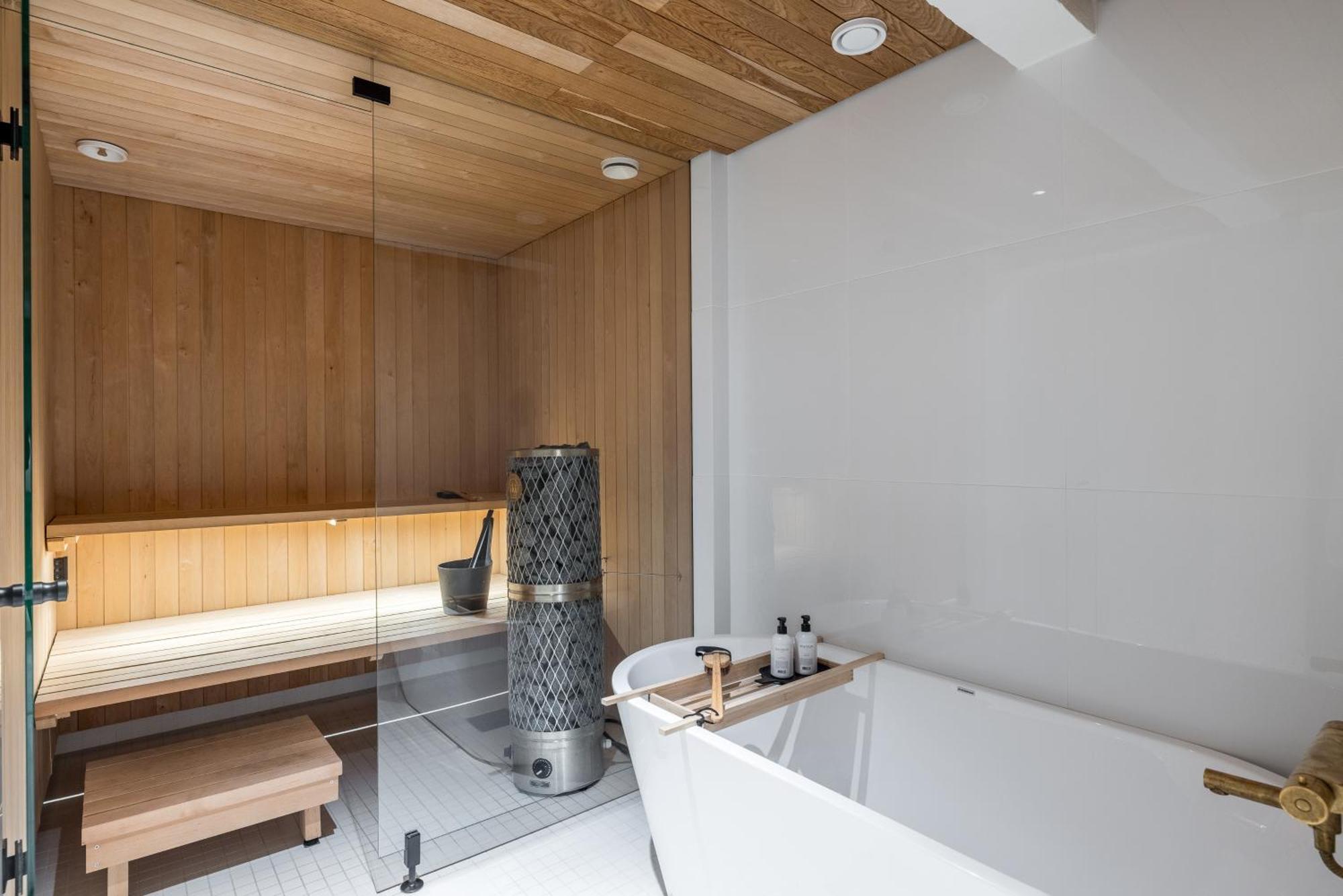 Huoneisto Deluxe House With Private Sauna At Kamppi Helsinki
