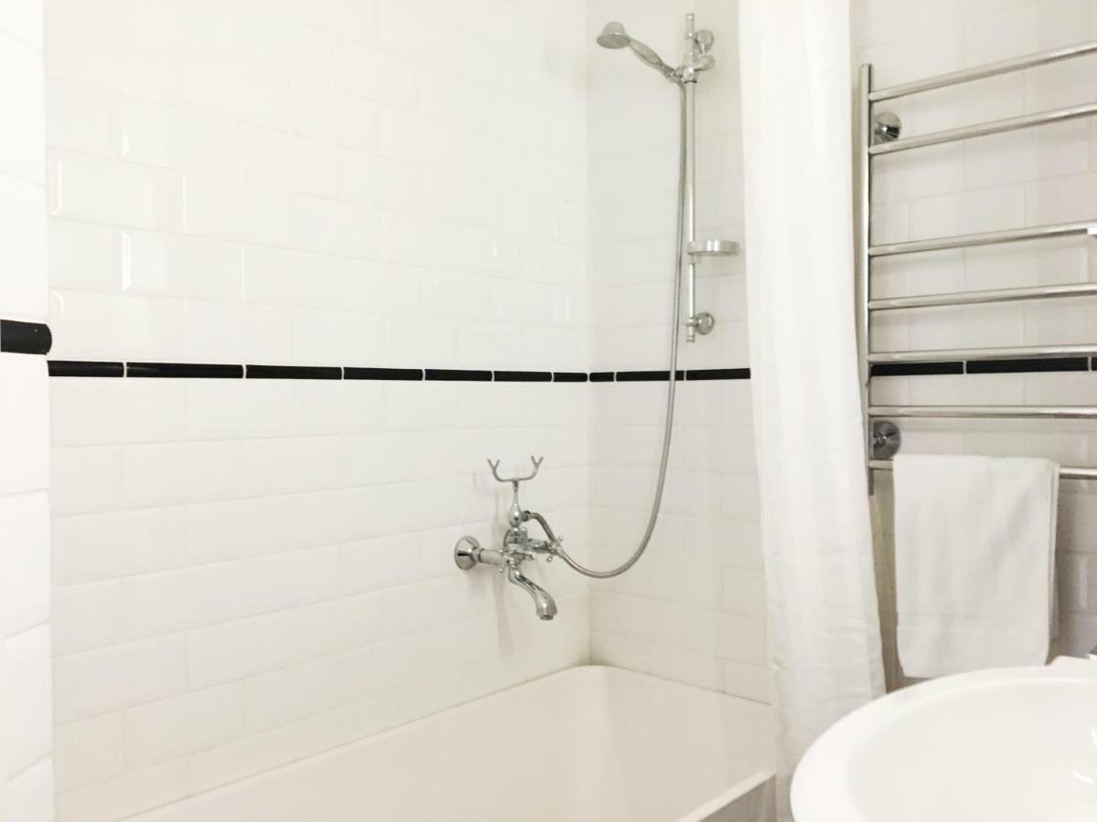 Huoneisto Magnificent Sea View! Luminous 1 Bedroom For Max 4 *