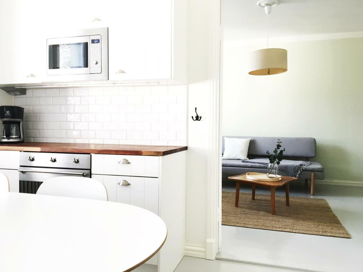 Huoneisto Magnificent Sea View! Luminous 1 Bedroom For Max 4