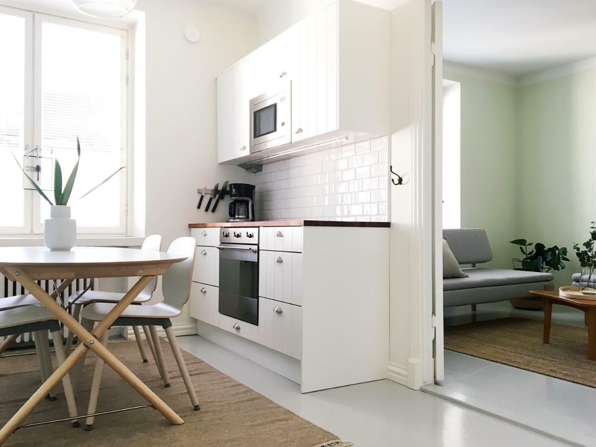 Huoneisto Magnificent Sea View! Luminous 1 Bedroom For Max 4 *