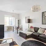 Wehost Ruusankatu 8