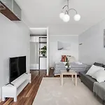 Wehost Modern And Elegant Studio For Four