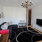 Scandinavian 2-Rooms Apartment Perfect Town Location