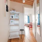 Small Studio In Design District