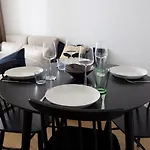Poista 2Ndhomes Modern 1Br Home With Balcony By The Central Station