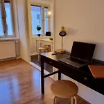 Corner Home In The Heart Of Helsinki 40M2