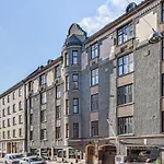 Wehost Marble And Brands In The Heart Of Helsinki @Vuorikatu 8
