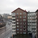 Poista 2Ndhomes 102M2 Top Floor 3Br Apartment With Balcony