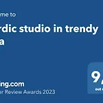 Trendy Nordic Studio By Tram Stop
