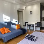 Big Studio Close To Center With Wifi