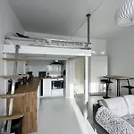 Lovely Studio In Alppila