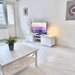 Lovely Central Apartment Helsinki
