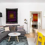 Luxury Design Gem In City Center With Sauna And Workspace