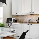 Kotimaailma Apartments Kamppi - 1Br With A Key Code