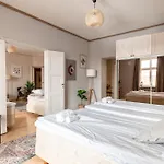 2Ndhomes 125M2 4Br City Center Apartment With The Great Views