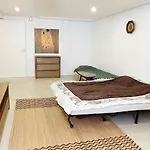 Two Room 54M2 Apt, Wifi, Free Parking, Terrace, Near Central Park