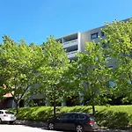 Top Floor 51M2, Balcony, 150 M Wifi, Free Own Parking Place, 300M Metro