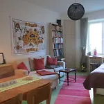 Cosy Studio Apartment With Great Location