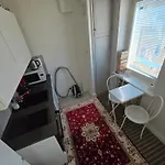 Centric Cozy Entire Studio In Kallio, Helsinki