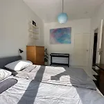 Kodikas Ja Supermukava Asunto Metron Vieressae! Smart Tv, Nopea Netti, 5 Minuuttia Keskustaan!