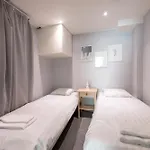 2Ndhomes Unique 2-Story Apartment With Spa