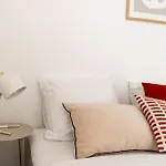 Serene Studio Retreat In Toeoeloe