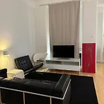 Appartment In Central Helsinki, Etu-Toeoeloe