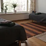 Apartment With Free Parking