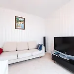 Helsinki Downtown Apartment