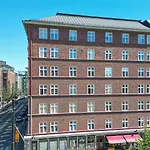 2Ndhomes 142 Sqm Top Floor 4 And 1 Room Apartments With Sauna And Balcony In The Center Of Helsinki