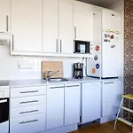 A Stylish Retro Apartment Near The Metro And Essential Services