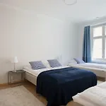 2Ndhomes Gorgeous 2Br Apartment By The Esplanade Park