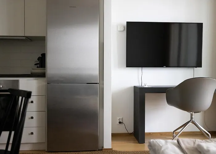 Poista 2Ndhomes Modern 1Br Home With Balcony By The Central Station