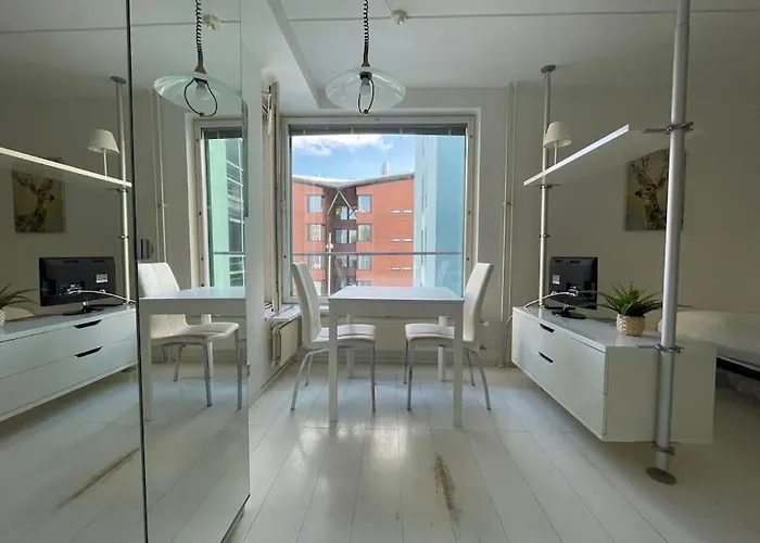 Luminous Studio 15Min To Center With Wifi & Netflix