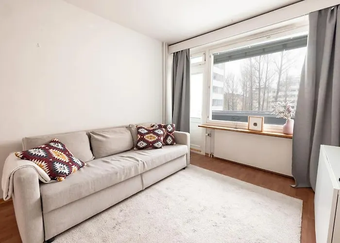 2Ndhomes Cozy 1Br Apartment W/ Balcony Next To Tram Stop