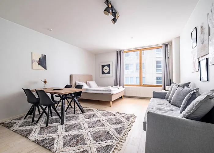 Nice Studio Apartment On A Pedestrian Street